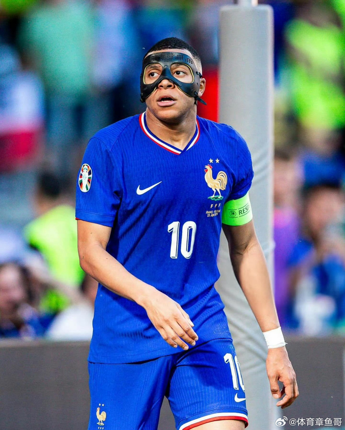 LPL最“冤大头”战队诞生！千万阵容仅拿一胜，网友：不如摆烂