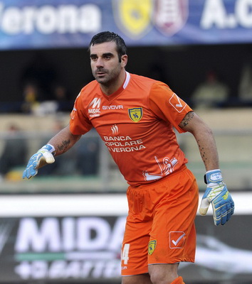 13连败后5战4胜！落选秀新高29分逆袭 两笔2换1交易提前布局封神