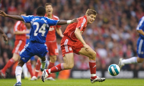 西亚卡姆30+14 步行者险胜黄蜂